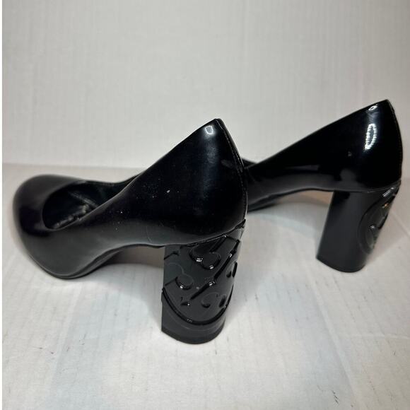 Tory Burch Size 6.5 Logo Black Patent Leather Pump Heels Workwear Office Siren - Picture 7 of 10